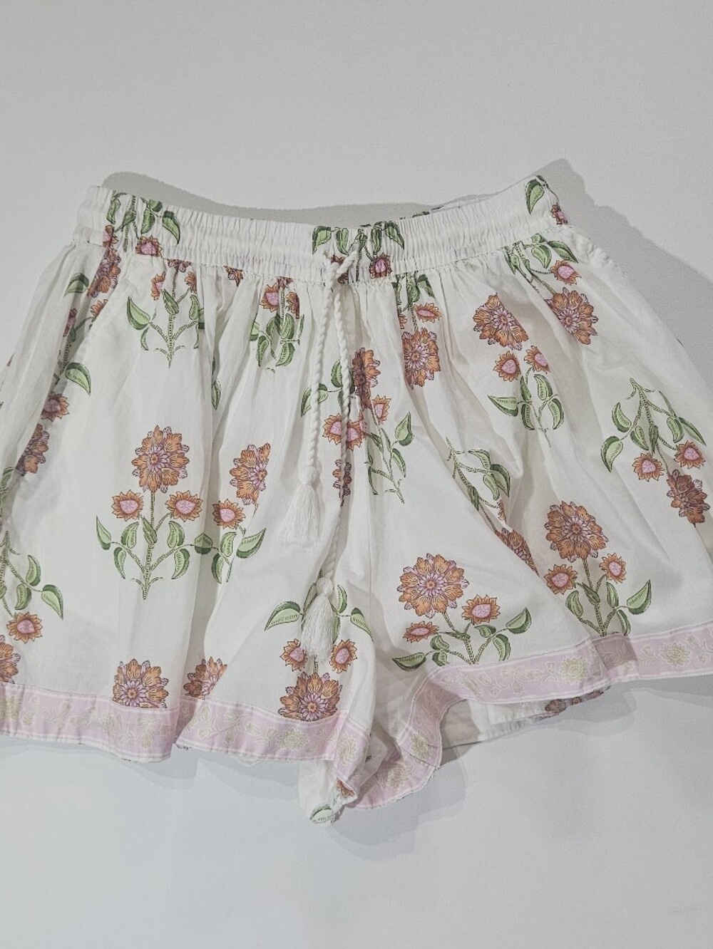 Old Navy High Waist Shorts Womens Size Small Ivory Orange Floral Boho Resortwear